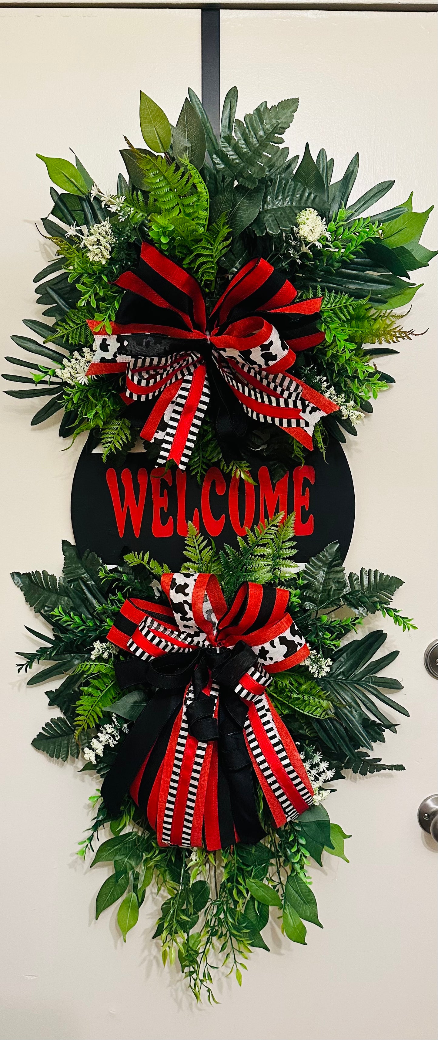 SEASONAL CUSTOM DOOR HANGER