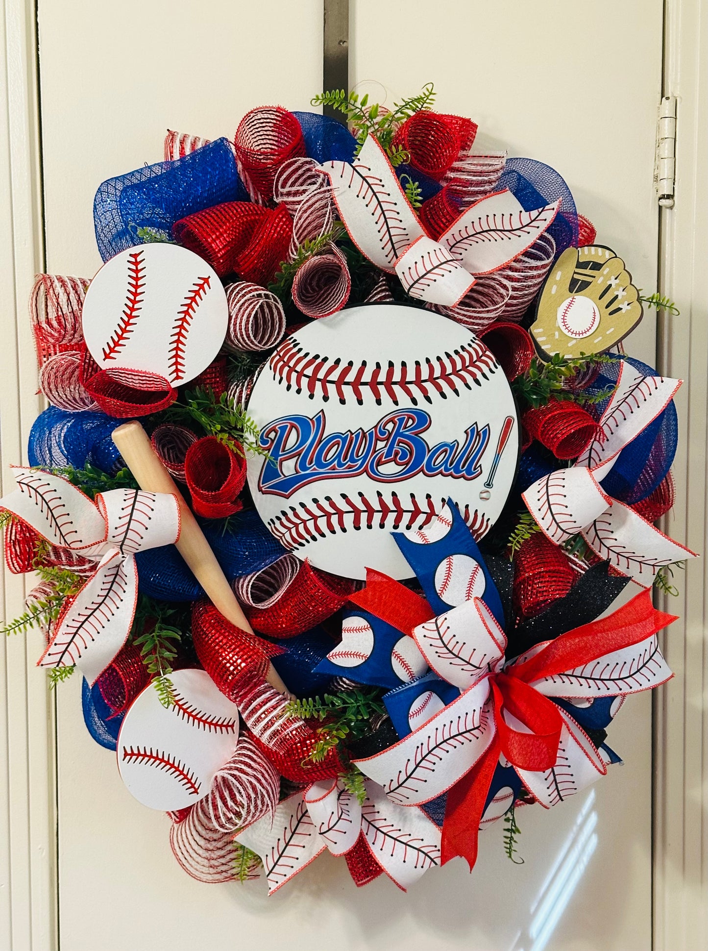 28 INCH BASEBALL WREATH (ONLY ONE AVAILABLE)