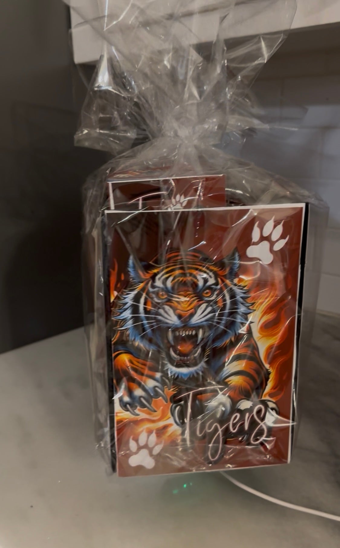 CUSTOM GIFT BOX (CHOOSE A THEME)