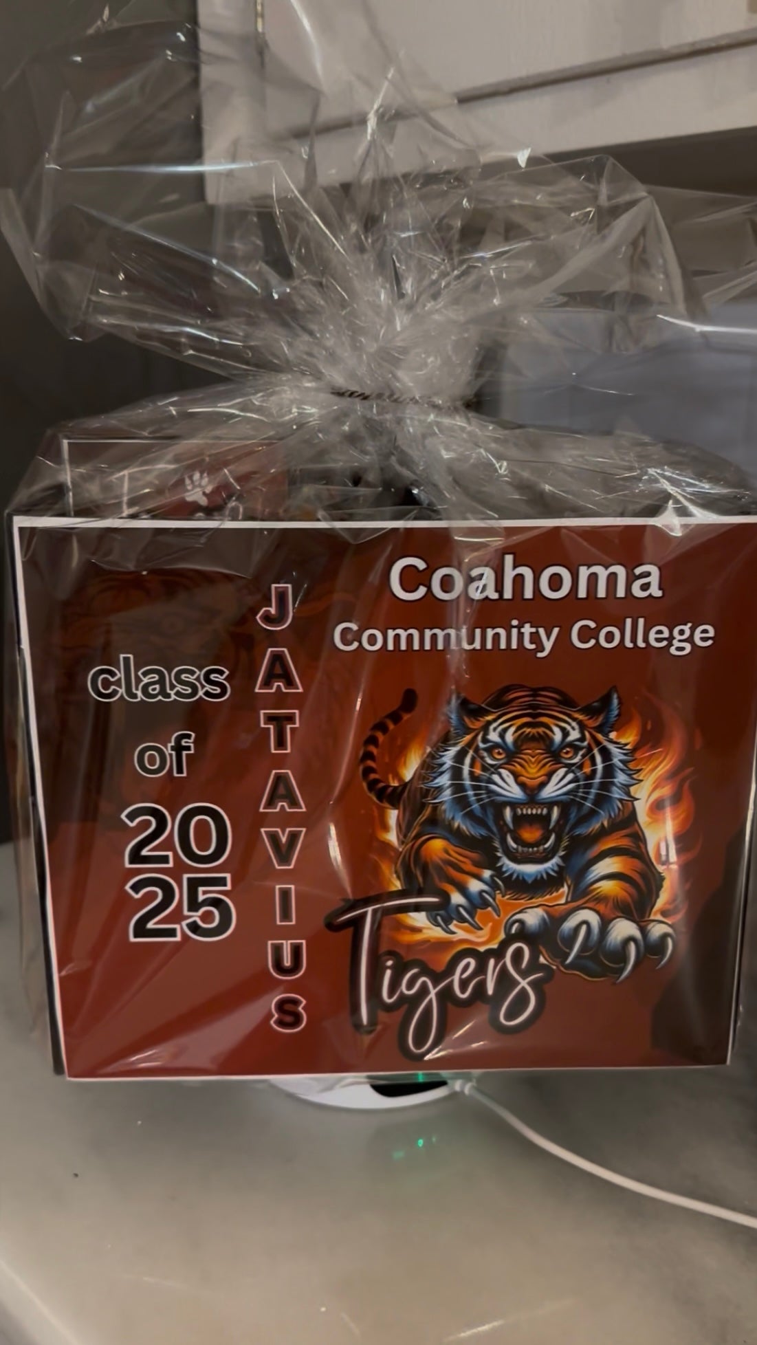 CUSTOM GIFT BOX (CHOOSE A THEME)