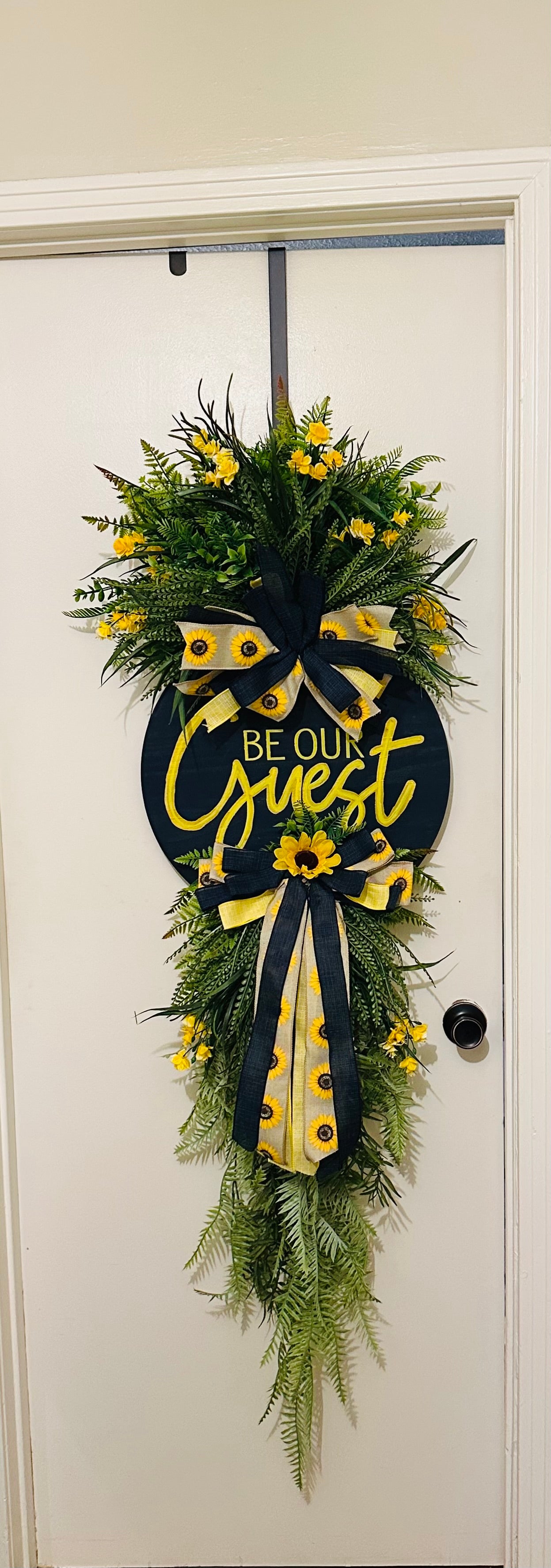 CUSTOM DOOR SWAG