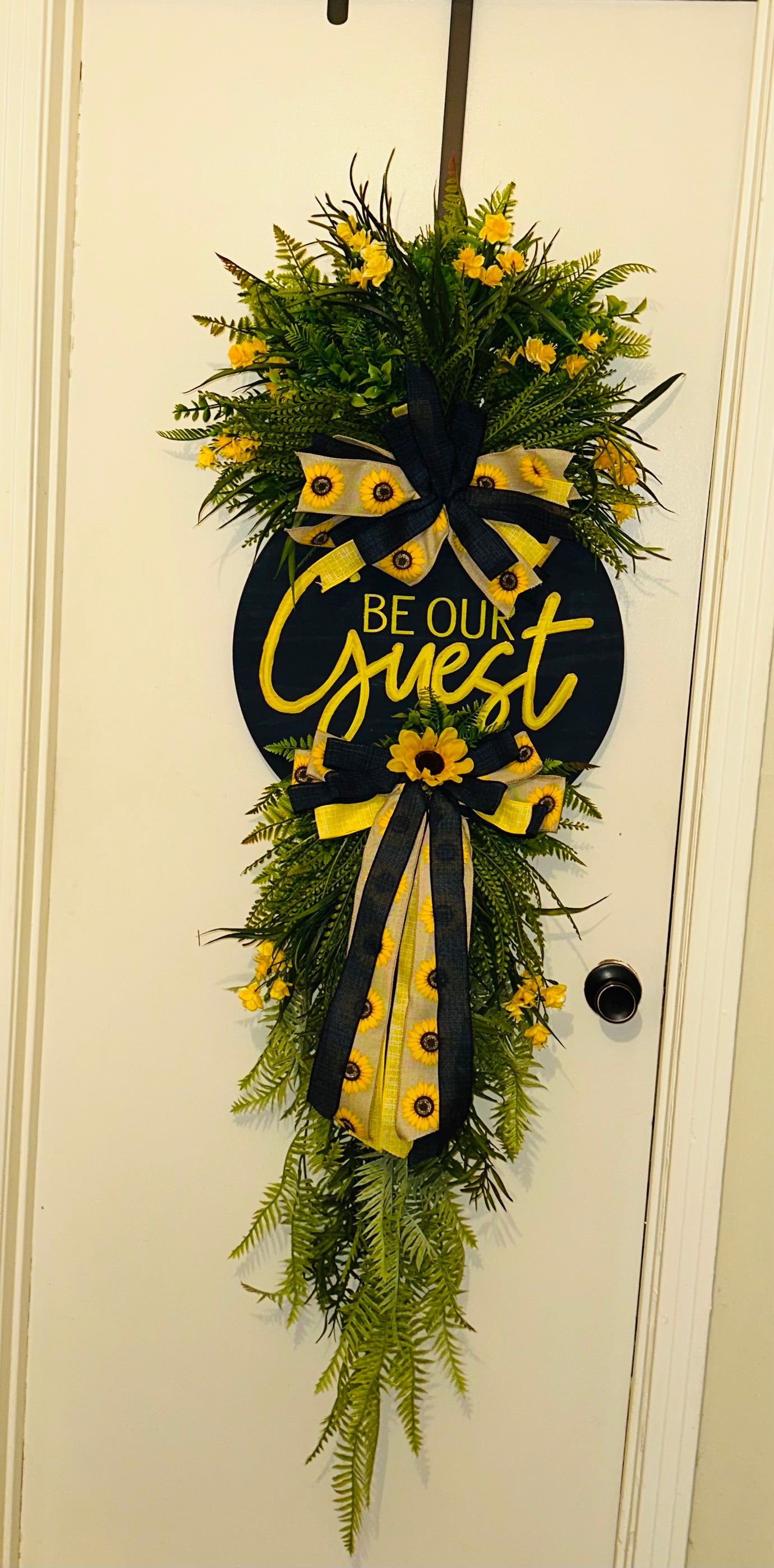 CUSTOM DOOR SWAG