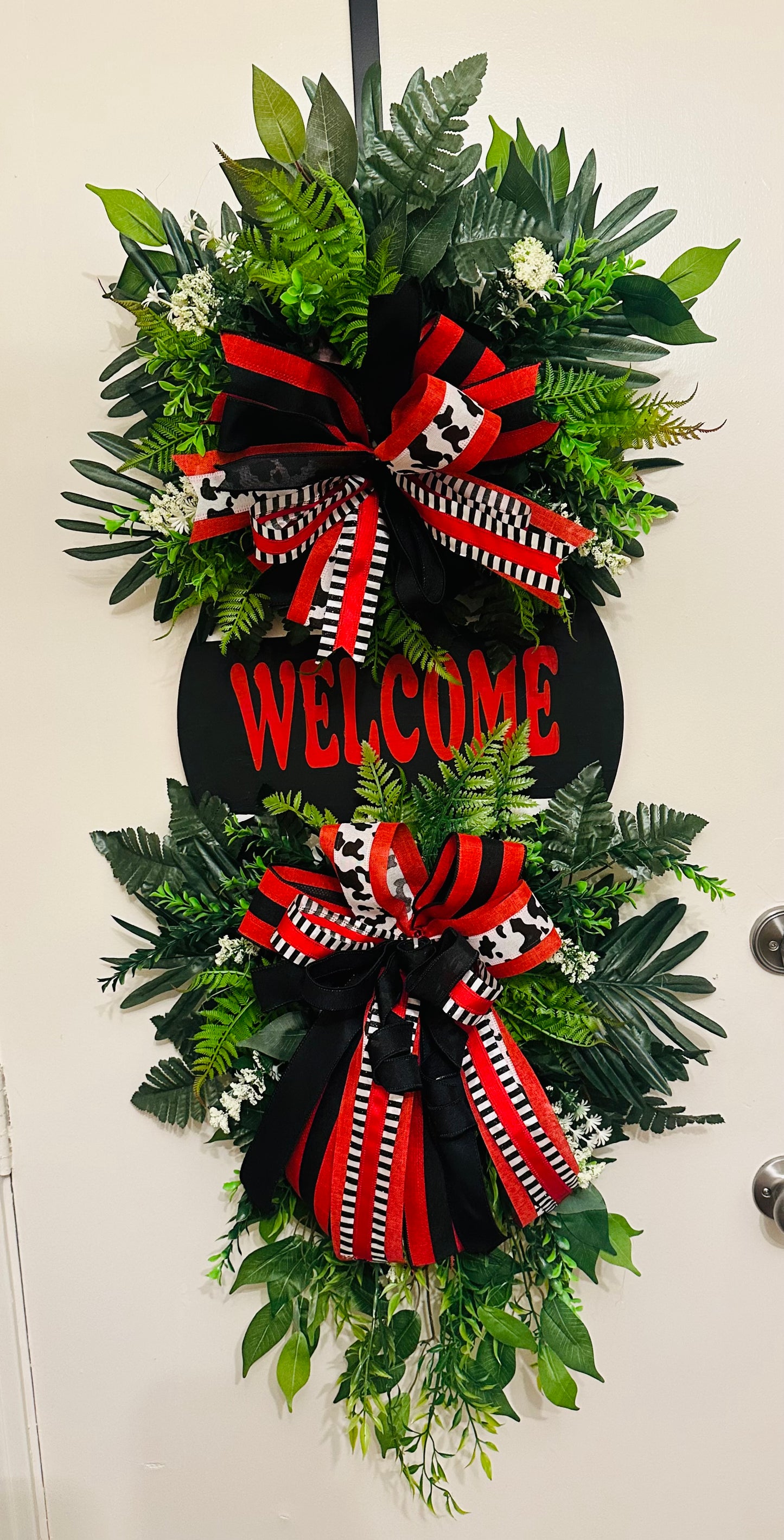 SEASONAL CUSTOM DOOR HANGER